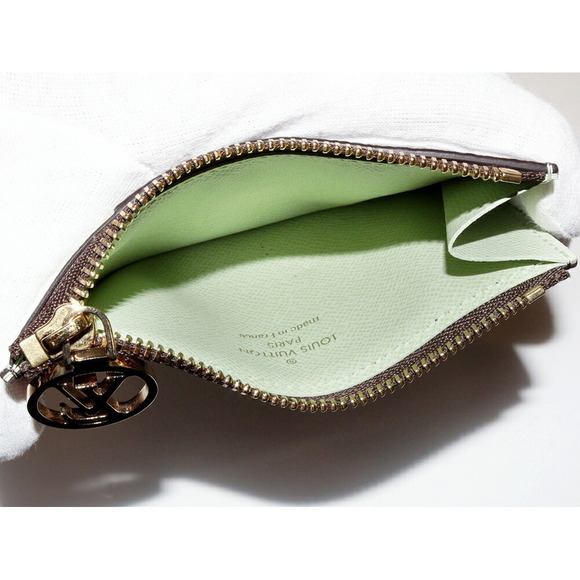 Louis Vuitton Louis Vuitton Monogram Card Case M82939 Canvas Card Case M82939 - Picture 3 of 4